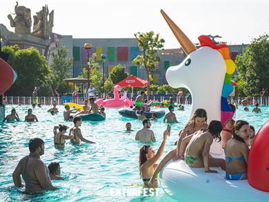Nei parchi di Cinecittà World l’estate è uno  Spettacolo